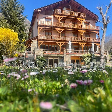 Hotel Estanys Blaus Tavascan Luaran gambar